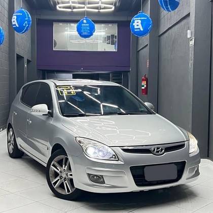 HYUNDAI I30 2.0 MPFI GLS 16V GASOLINA 4P AUTOMÁTICO HYUNDAI I30 2.0 MPFI GLS 16V GASOLINA 4P AUTOMÁTICO